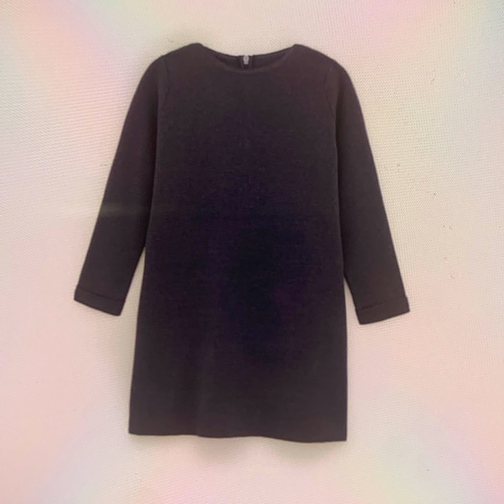 Knit dress with back zipper
